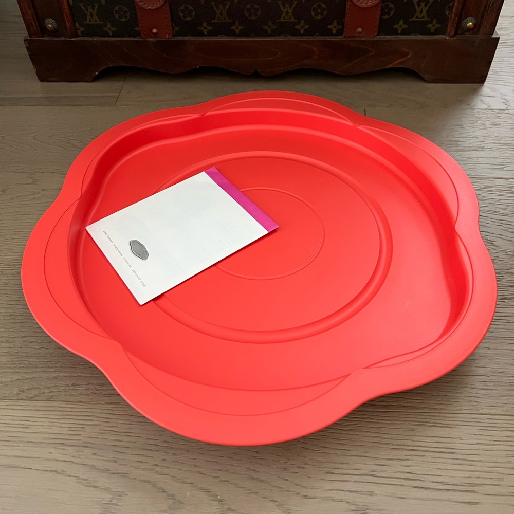 NEW Tupperware Open House Lazy Susan – 16” Orange Spinning Base (2001 Vintage)